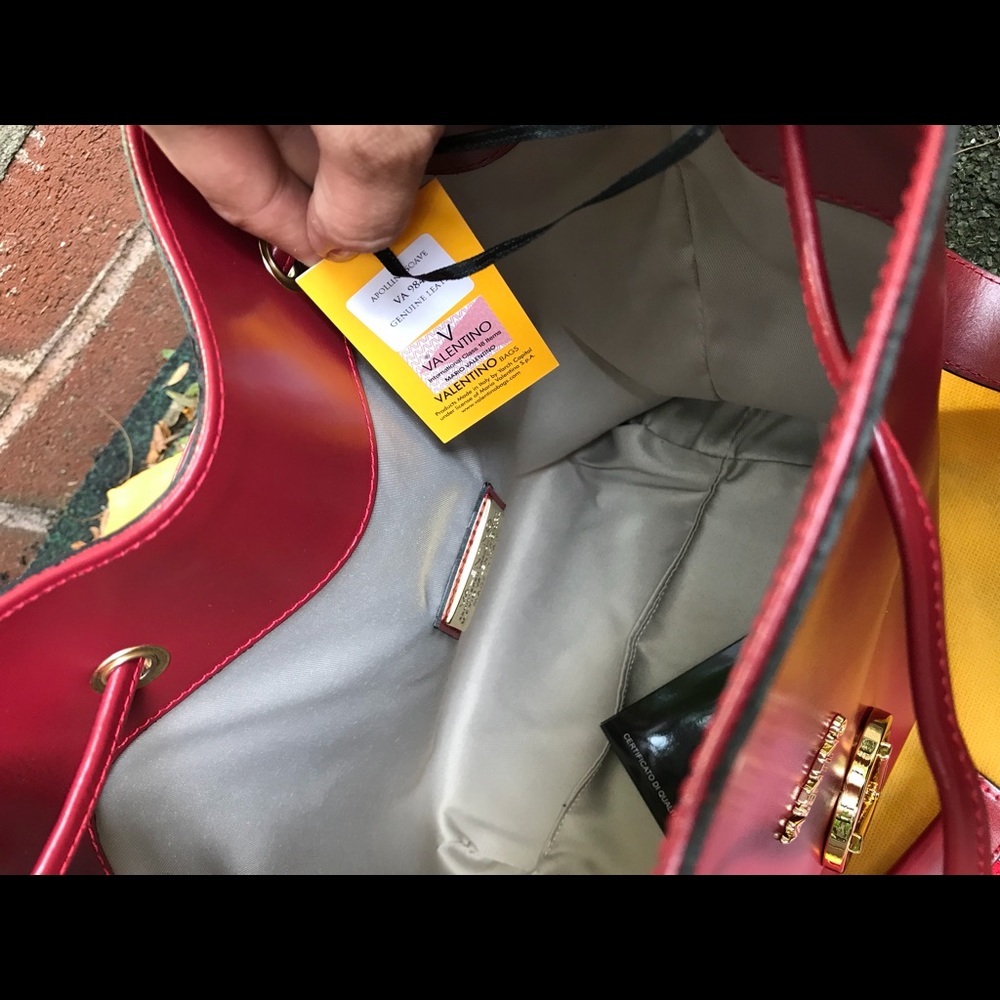 Authentic Valentino by Mario leather bag w pouch🌺 - Picture 5 of 8